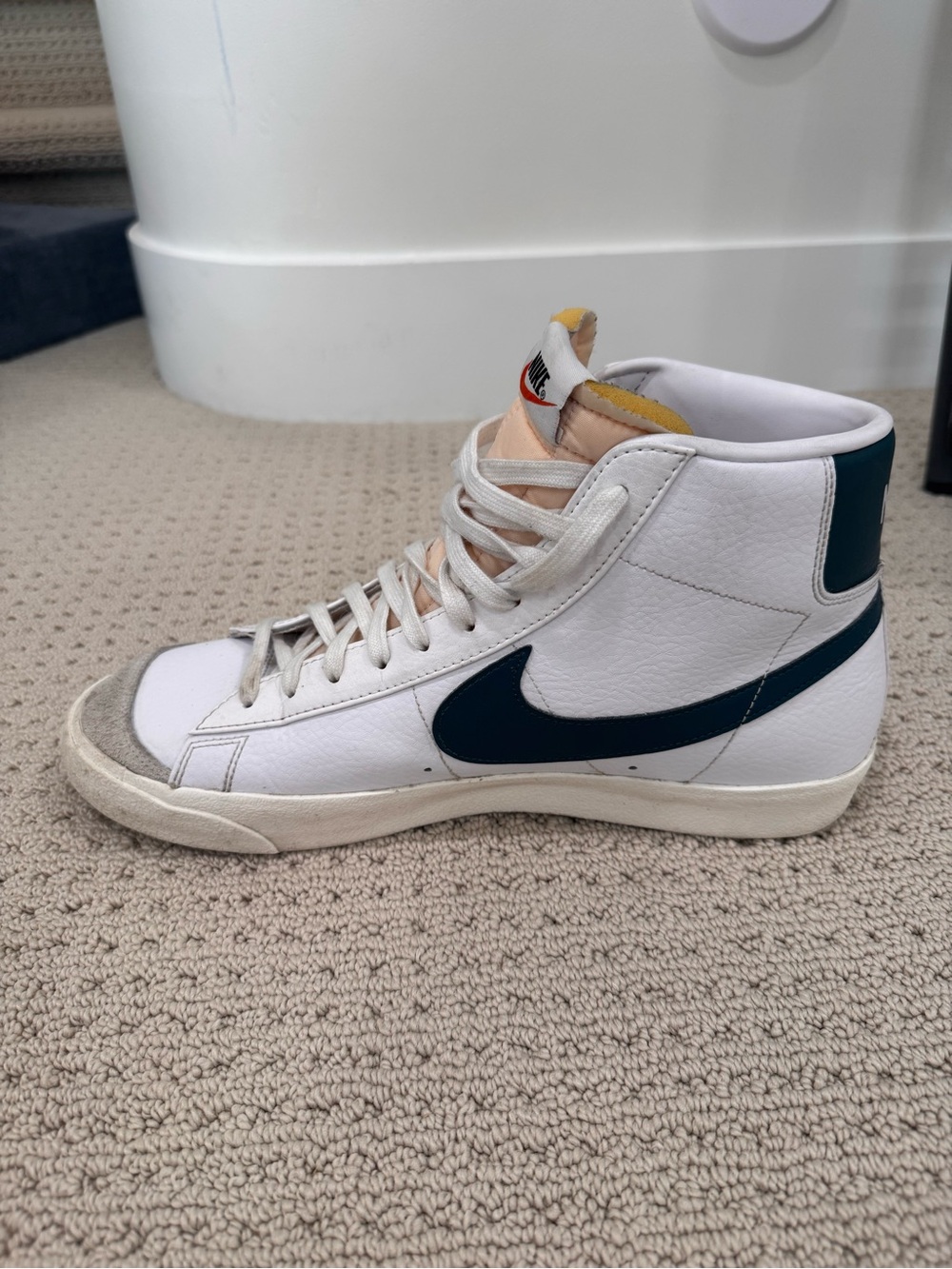 Nike Blazer Mid ‘77 Vintage Shoe - Picture 9 of 13